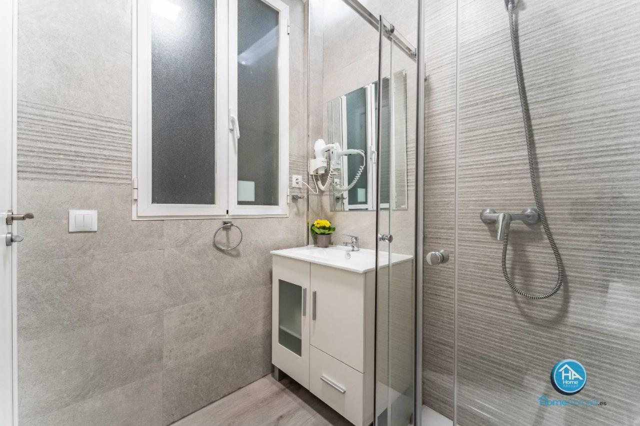 Modern Boutique Stay In The Heart Of Madrid Exterior photo