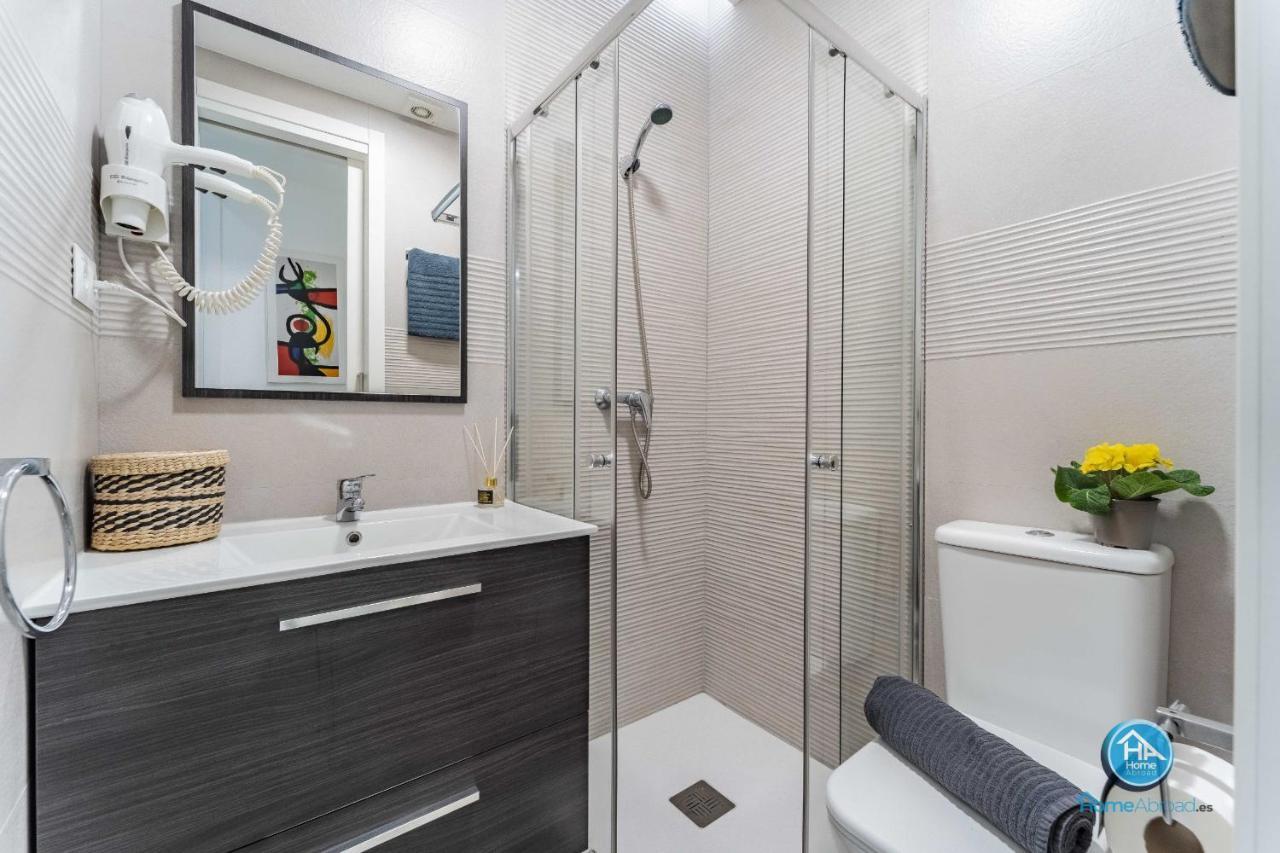 Modern Boutique Stay In The Heart Of Madrid Exterior photo
